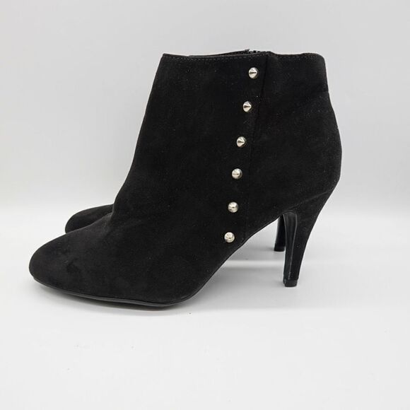 LC Lauren Conrad Heeled Booties with Studs Size - Picture 1 of 13